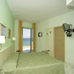Hotel Rivamare 3*