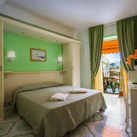 Rivamare Hotel 3*