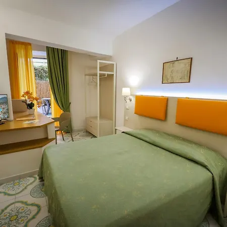 Rivamare איסקיה