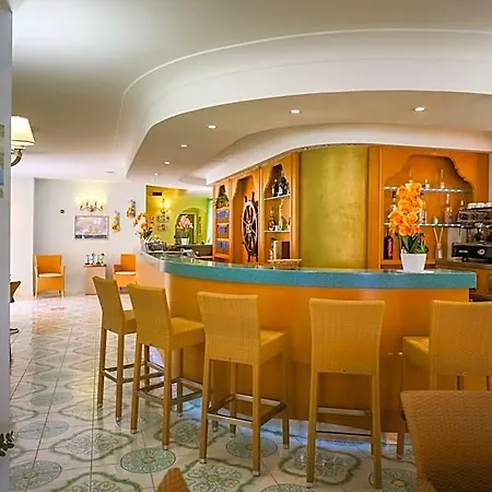 酒店 丽瓦马雷酒店 3*
