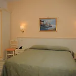 Rivamare Отель 3*