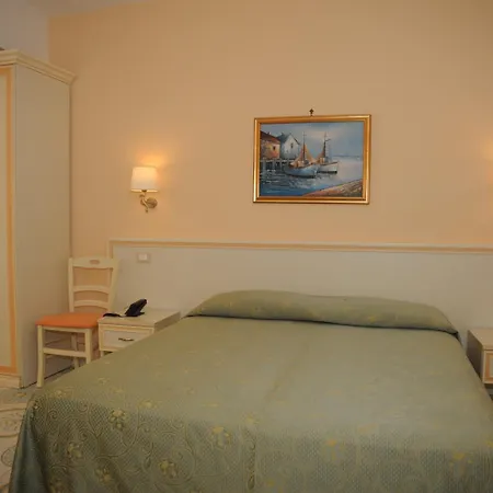 Rivamare Отель 3*